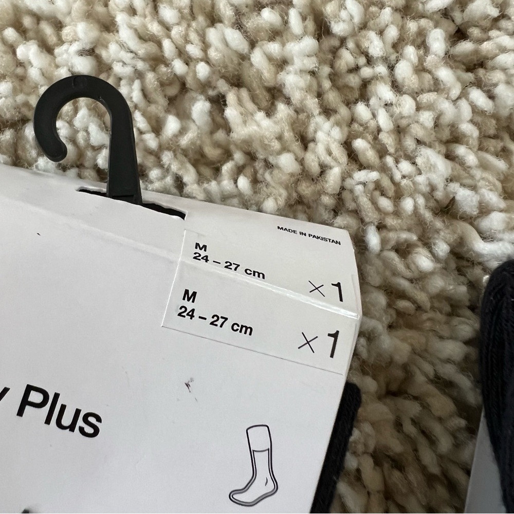 ✔️ NWT✔️NIKE Air Max 90 Everyday Plus Socks Bundle - Picture 3 of 5